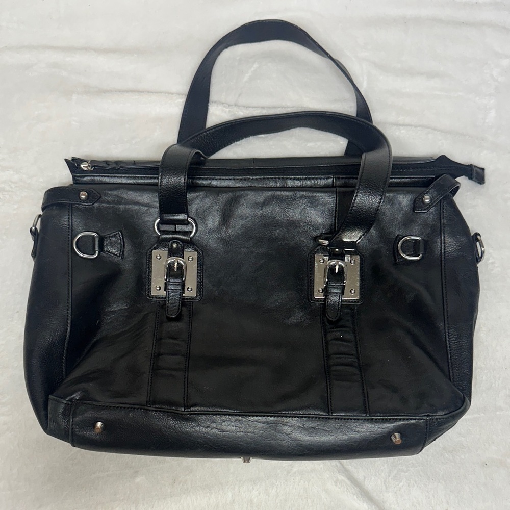 Wilsons Leather Black Messenger Bag